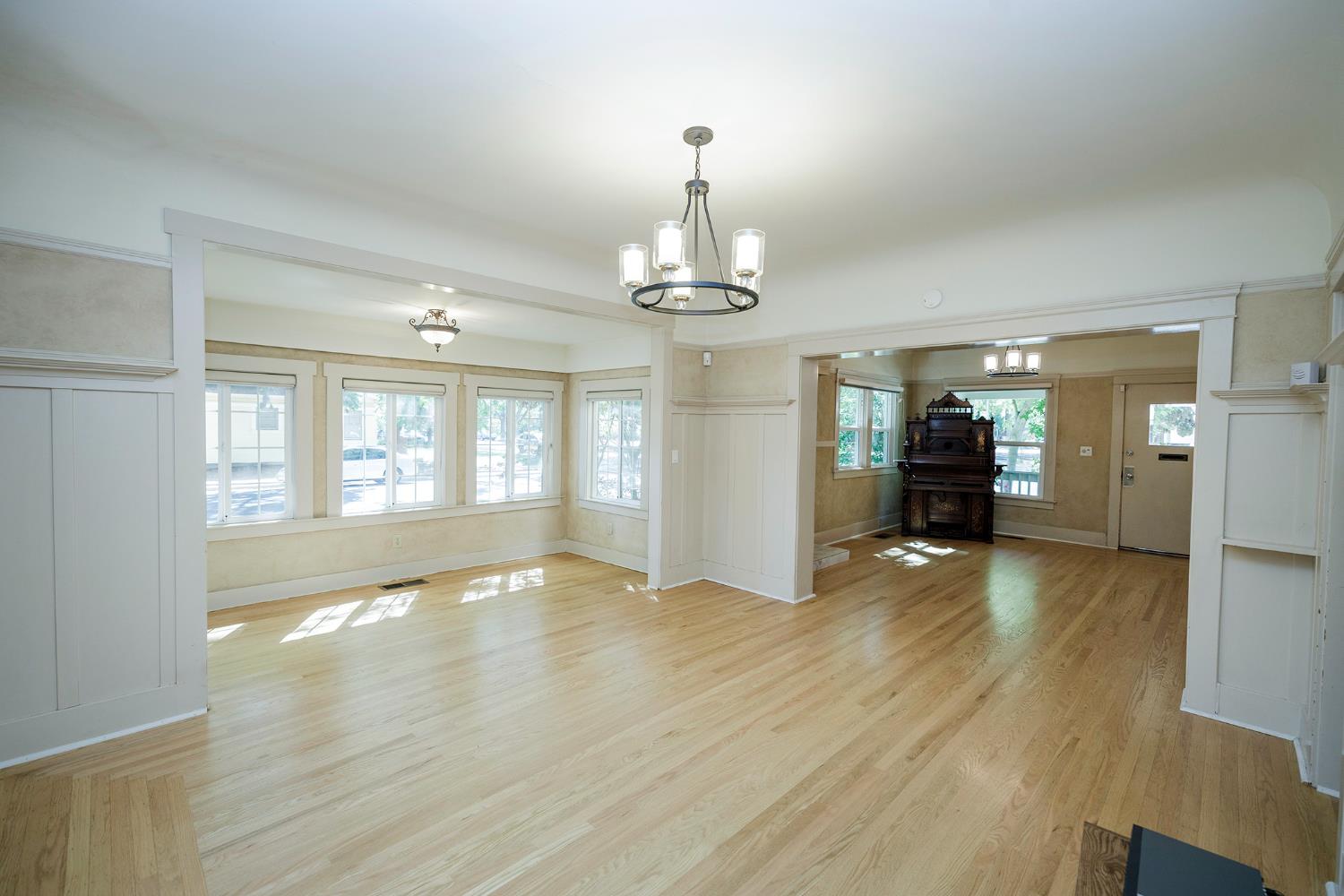 202 Hackberry Avenue