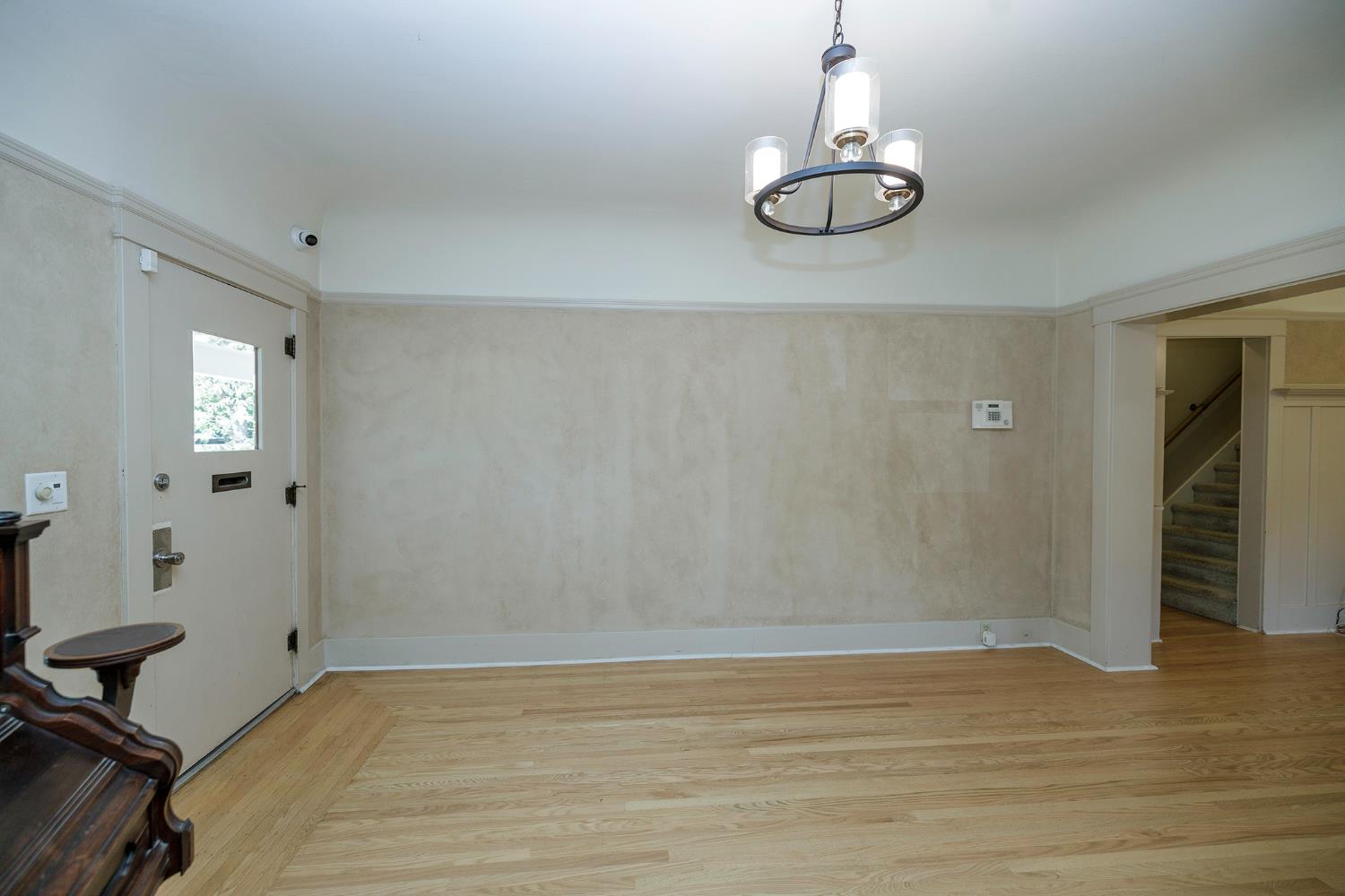 202 Hackberry Avenue