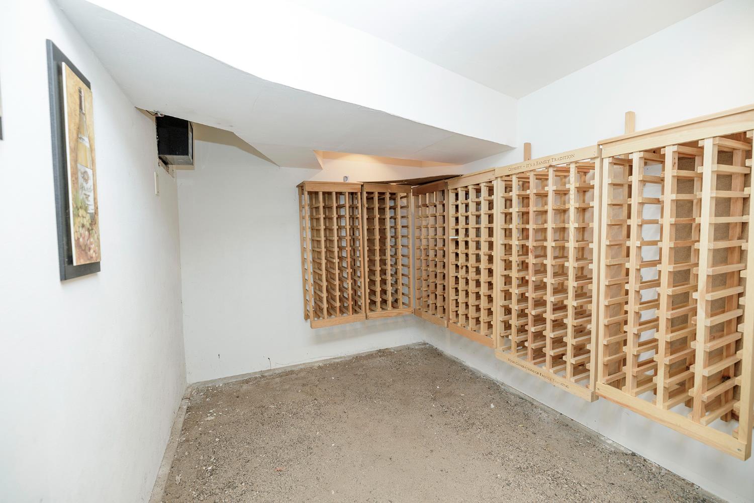 202 Hackberry Avenue