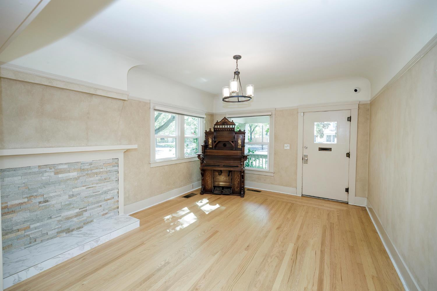 202 Hackberry Avenue