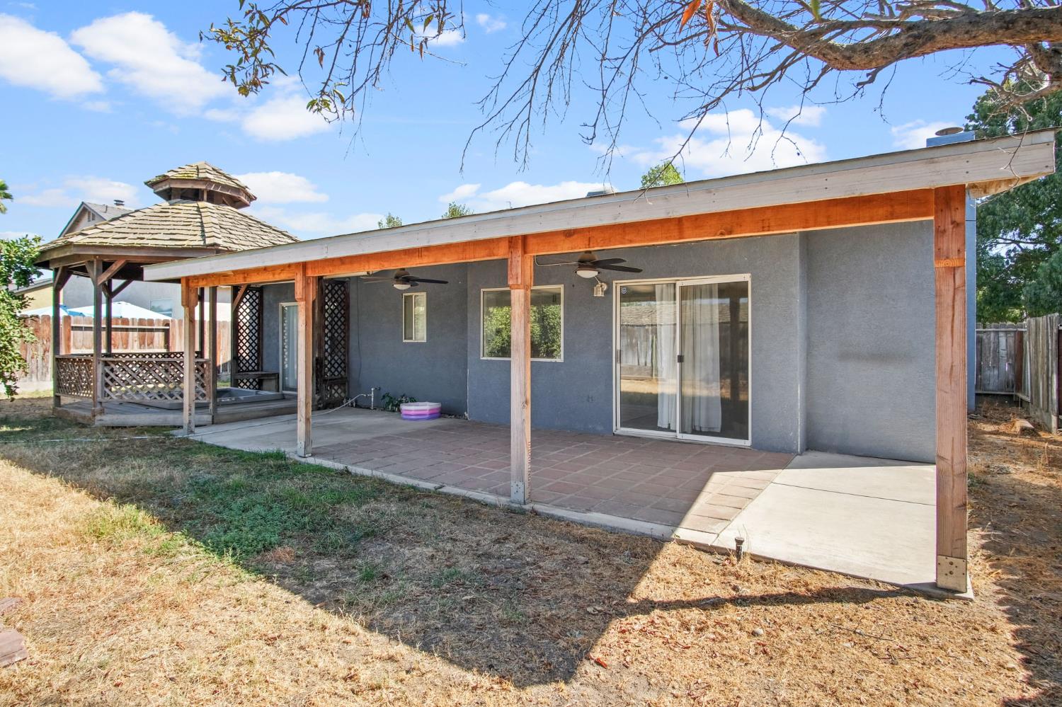 16752 Bradford Court