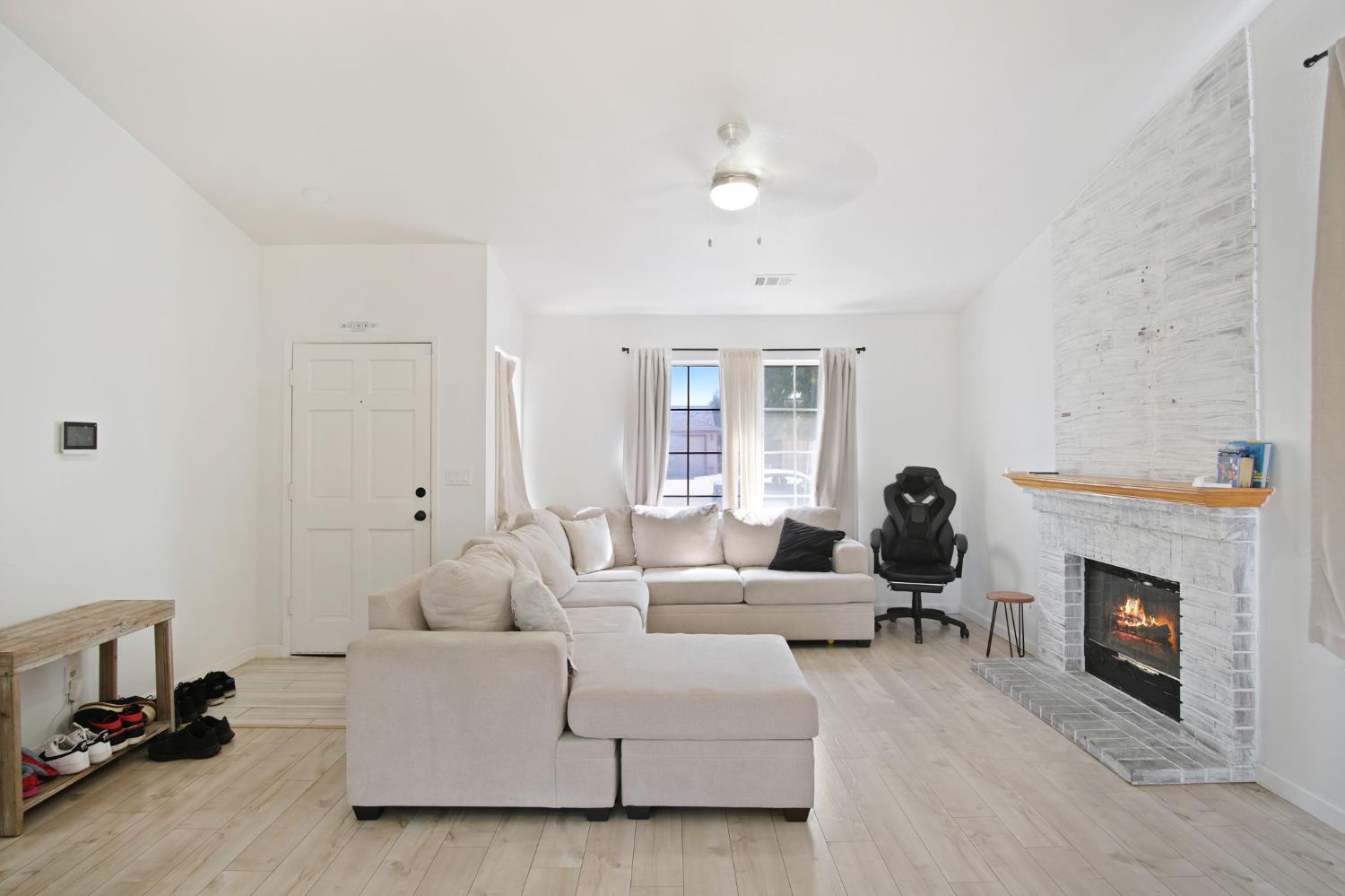 16752 Bradford Court