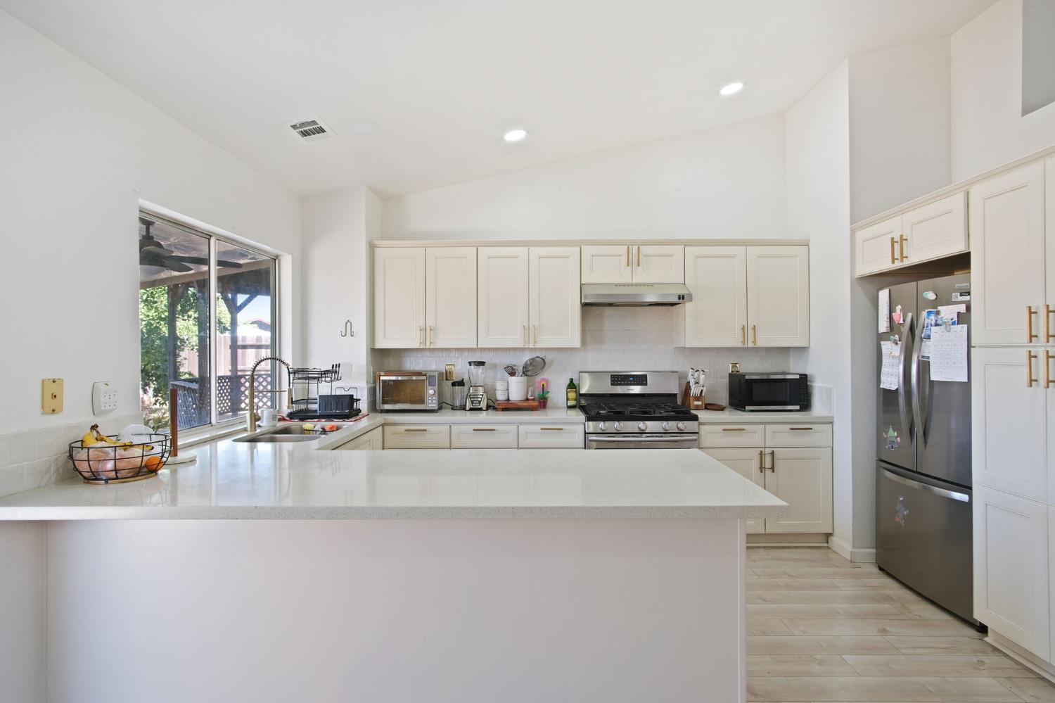 16752 Bradford Court