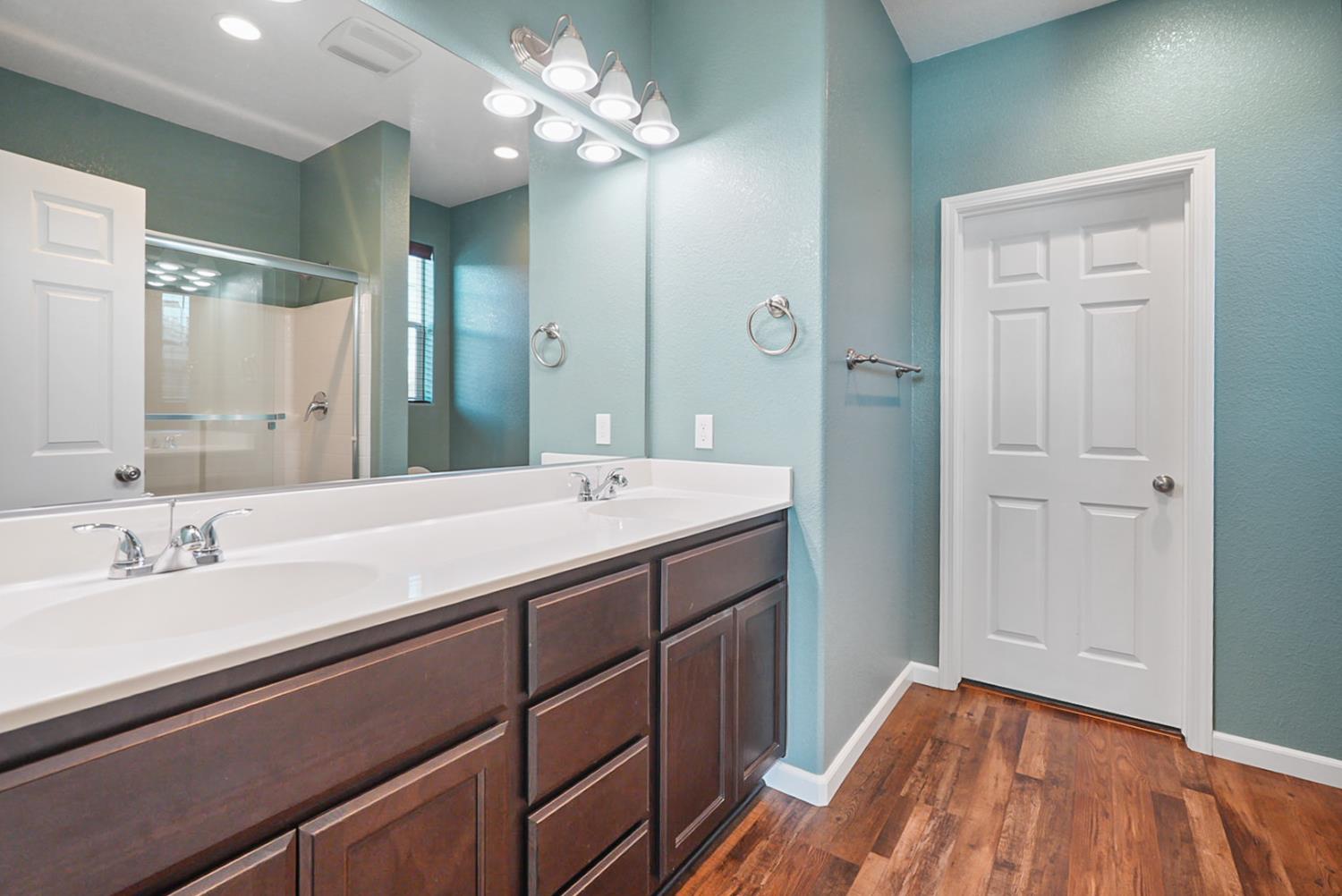 832 Castellona Drive