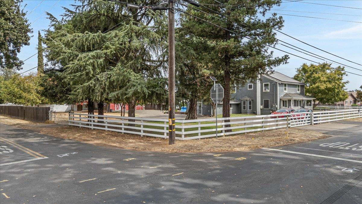 4301 Santa Fe Street