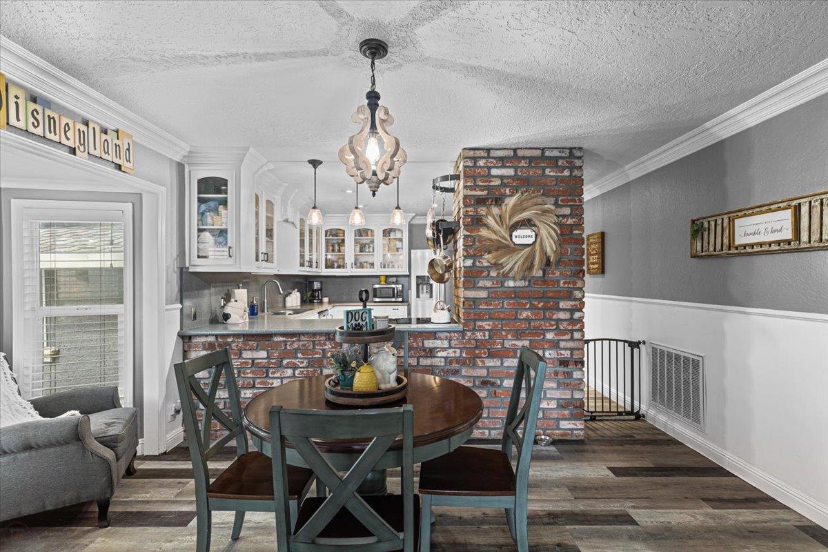 4301 Santa Fe Street