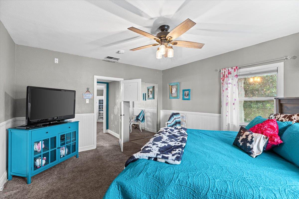 4301 Santa Fe Street