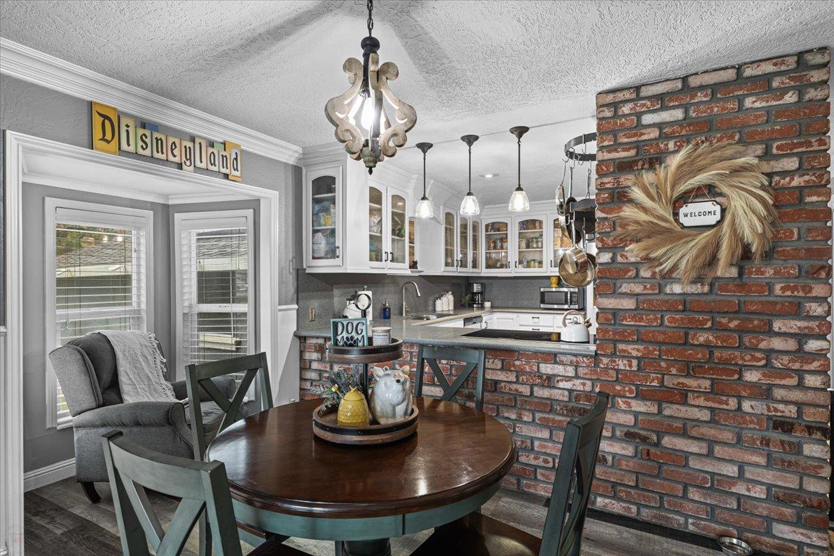 4301 Santa Fe Street