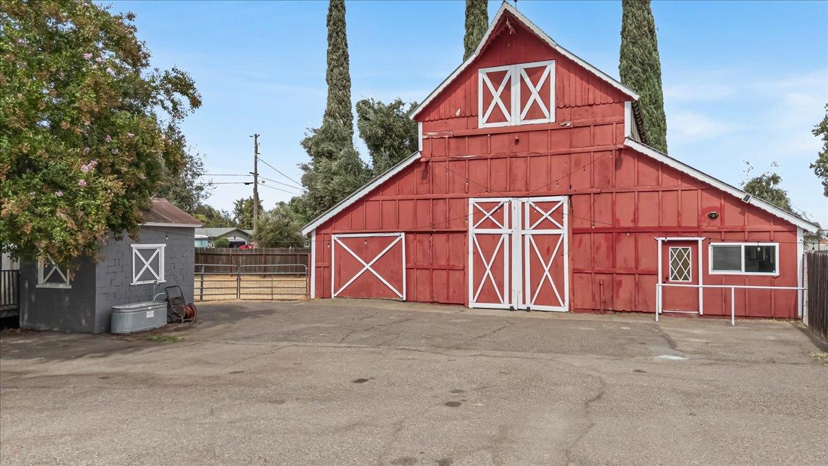 4301 Santa Fe Street