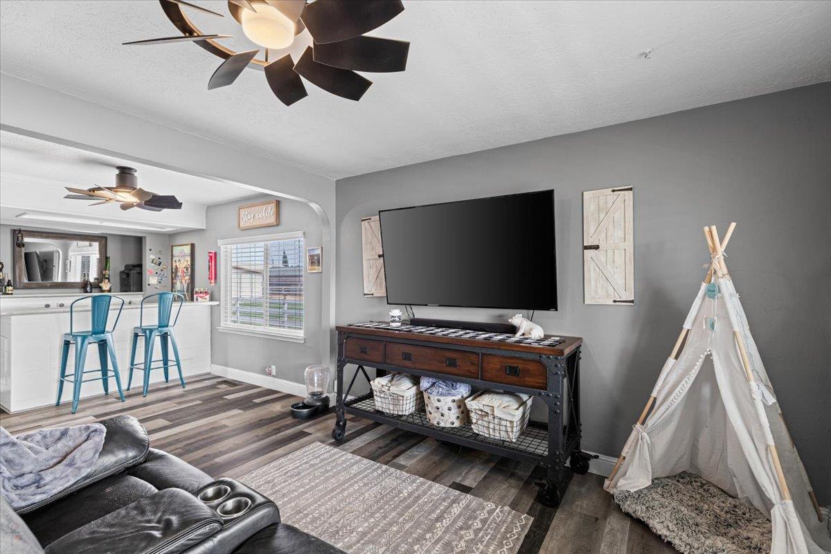 4301 Santa Fe Street