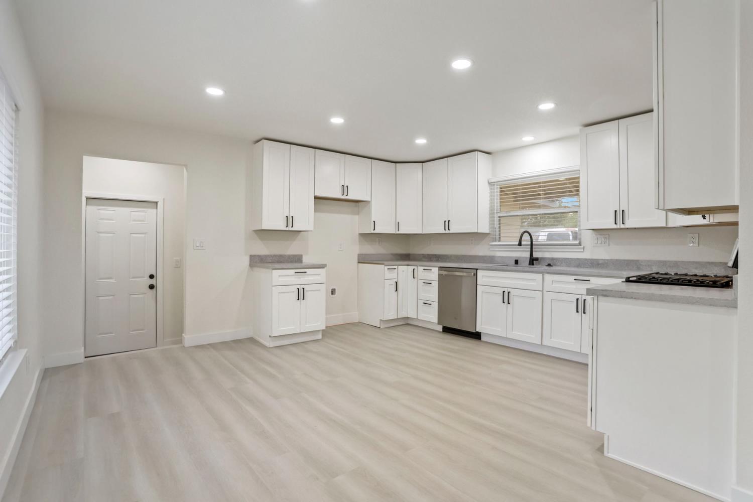 834 N Filbert Street