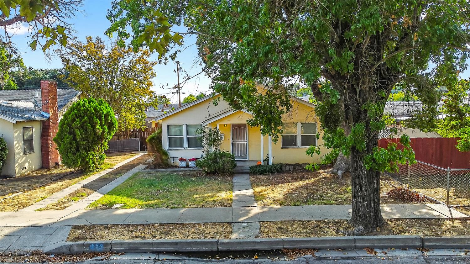 220 S Orange Street