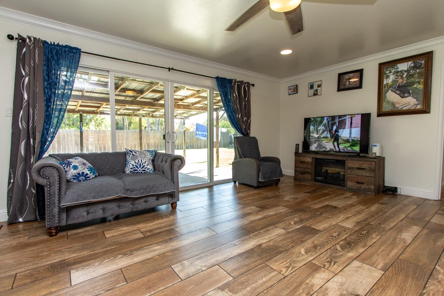 2806 Tahoe Drive