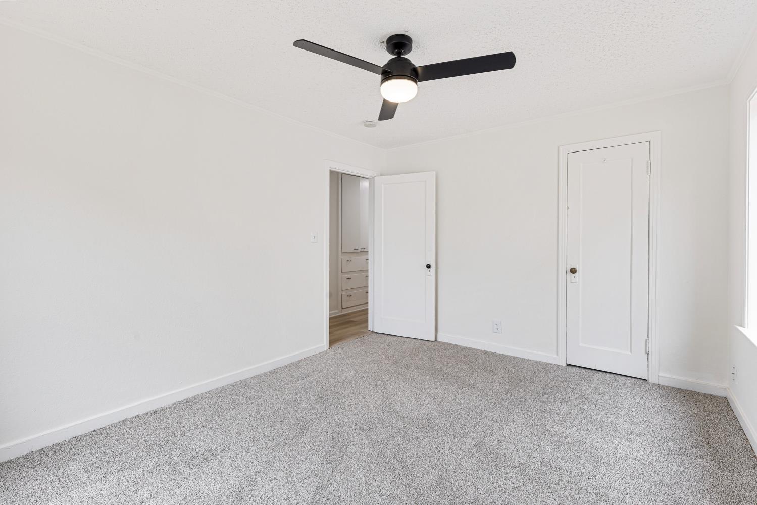 2533 Oxford Way