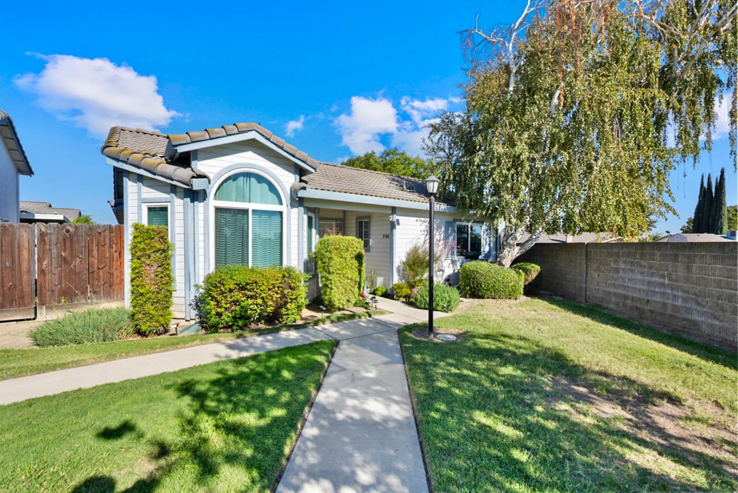 2704 Parkway