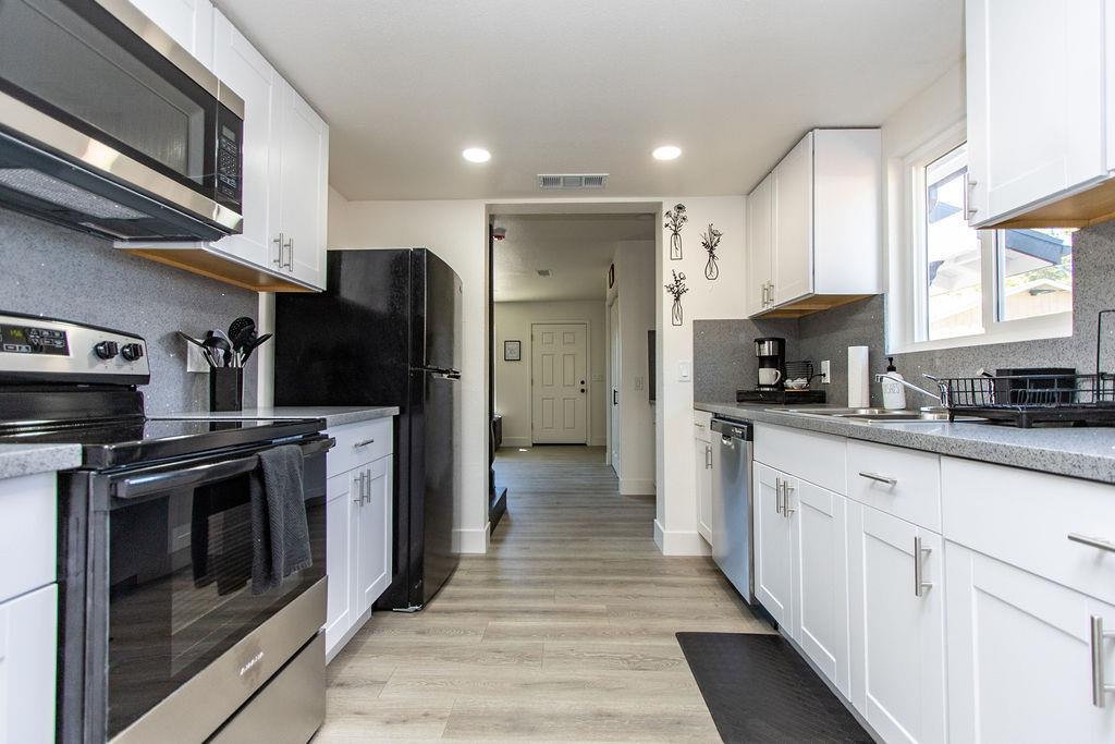 3749 San Joaquin Avenue