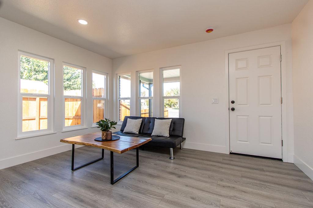 3749 San Joaquin Avenue