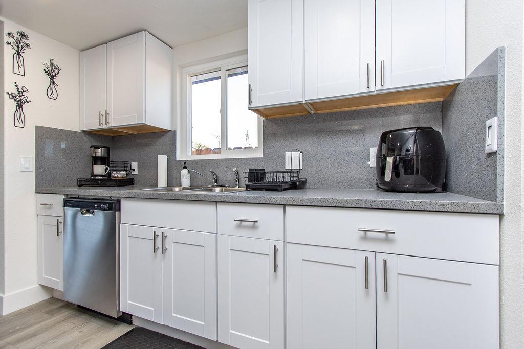 3749 San Joaquin Avenue