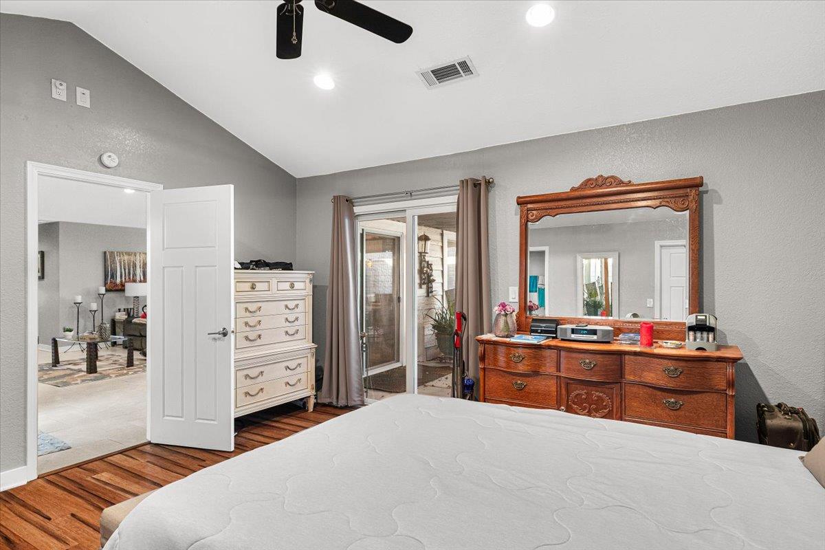 2344 St Lawrence Lane