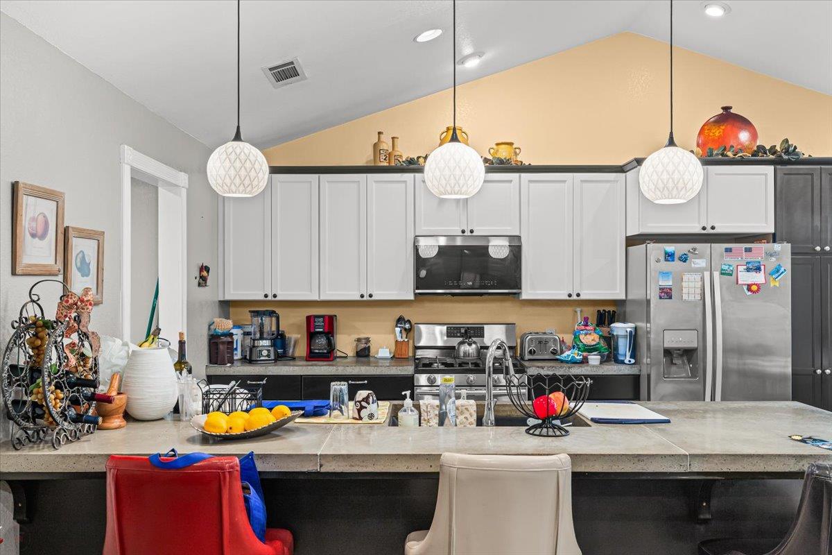 2344 St Lawrence Lane