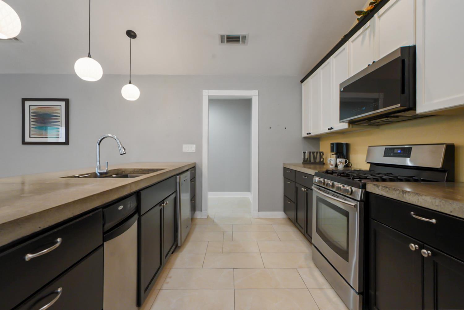 2344 St Lawrence Lane