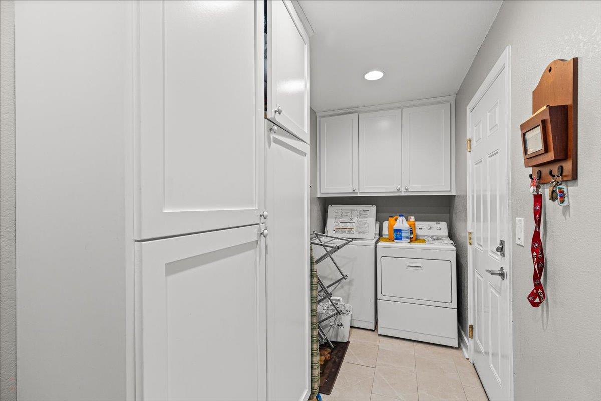 2344 St Lawrence Lane
