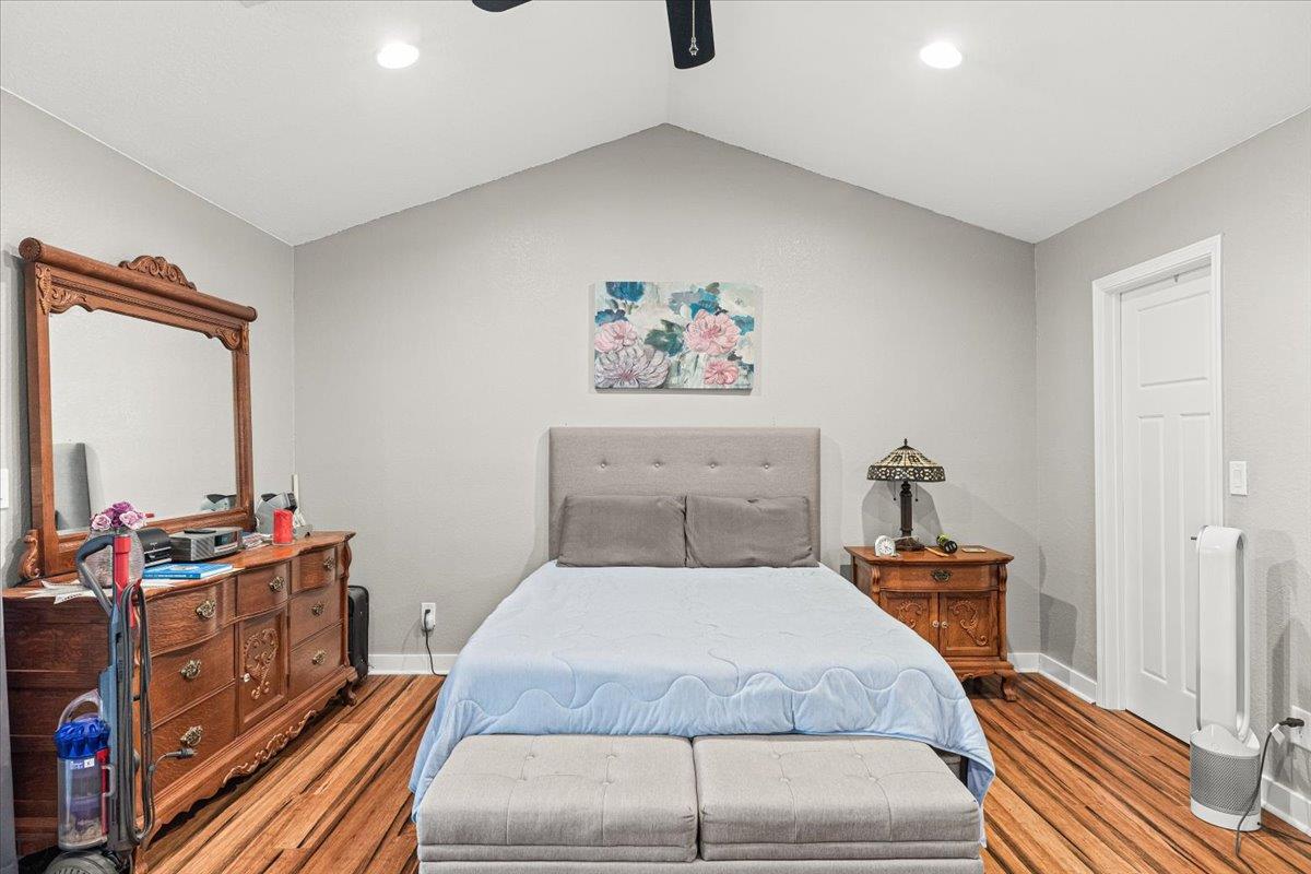 2344 St Lawrence Lane
