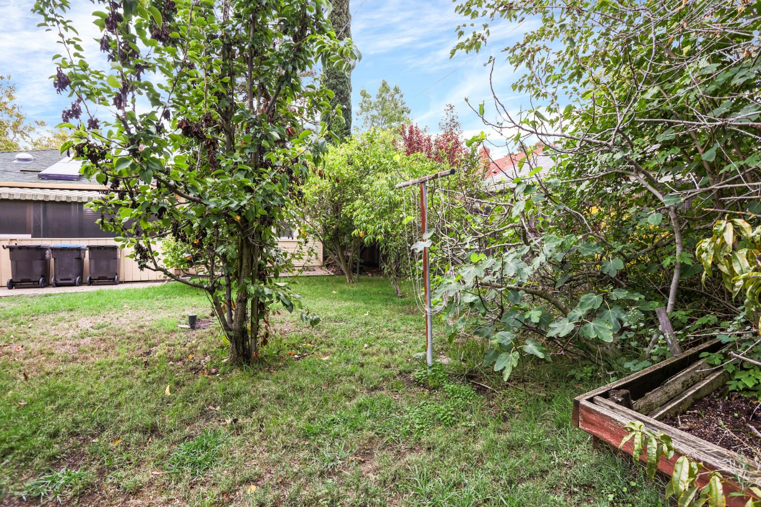 1719 W Willow Street