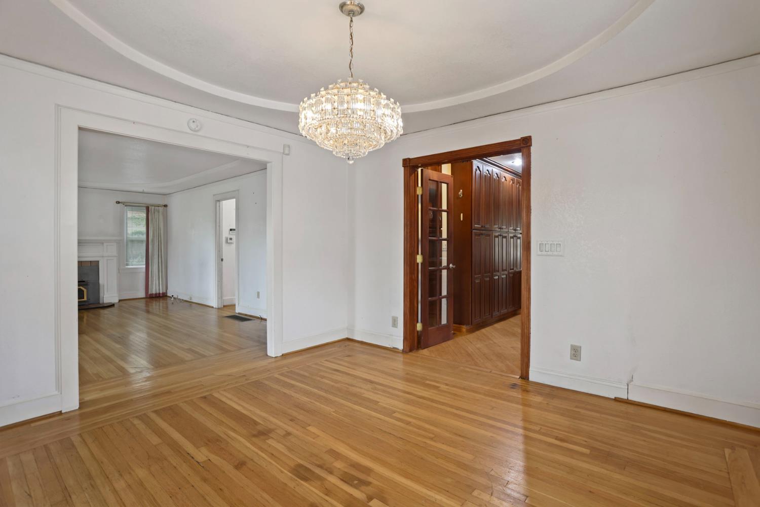 1719 W Willow Street