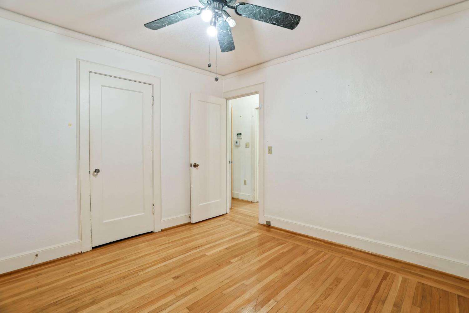 1719 W Willow Street