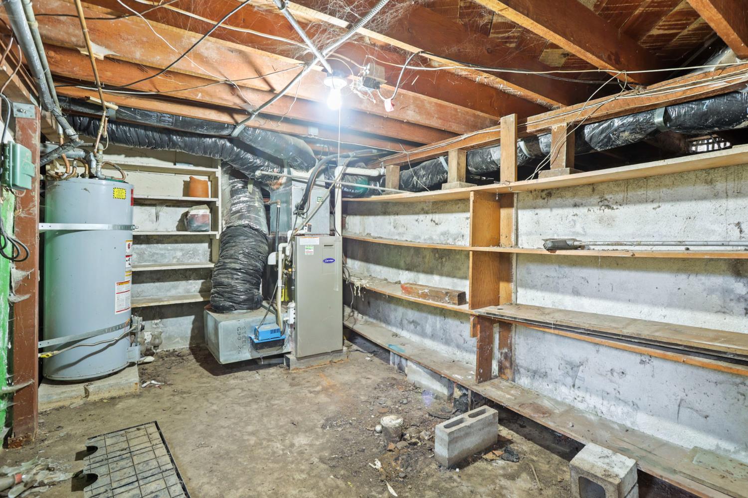 1719 W Willow Street