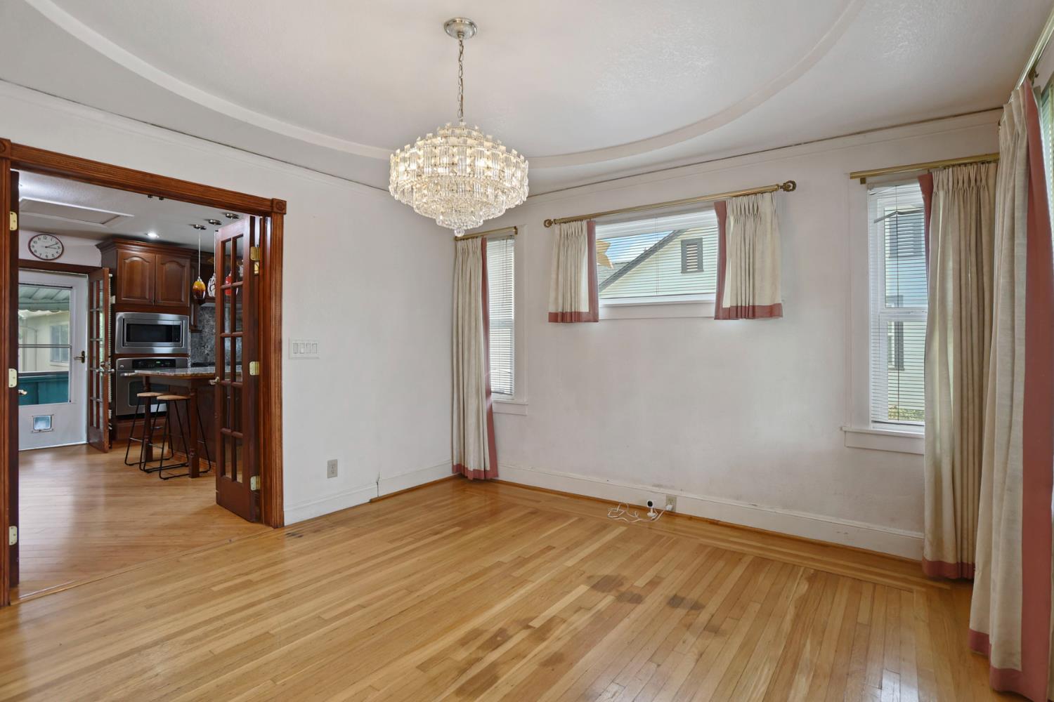 1719 W Willow Street