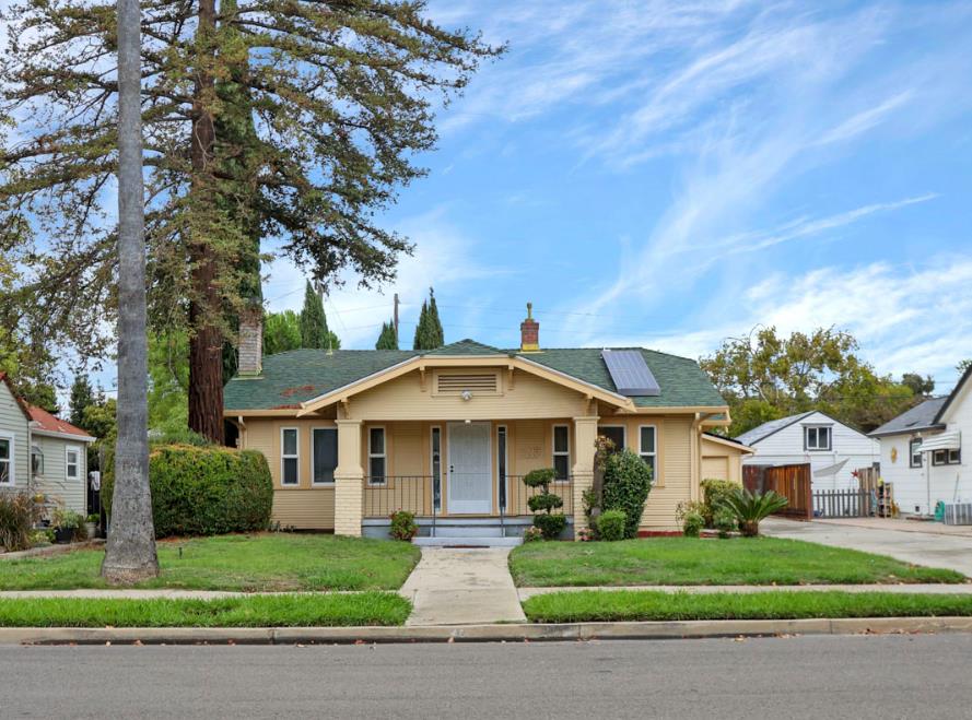 1719 W Willow Street