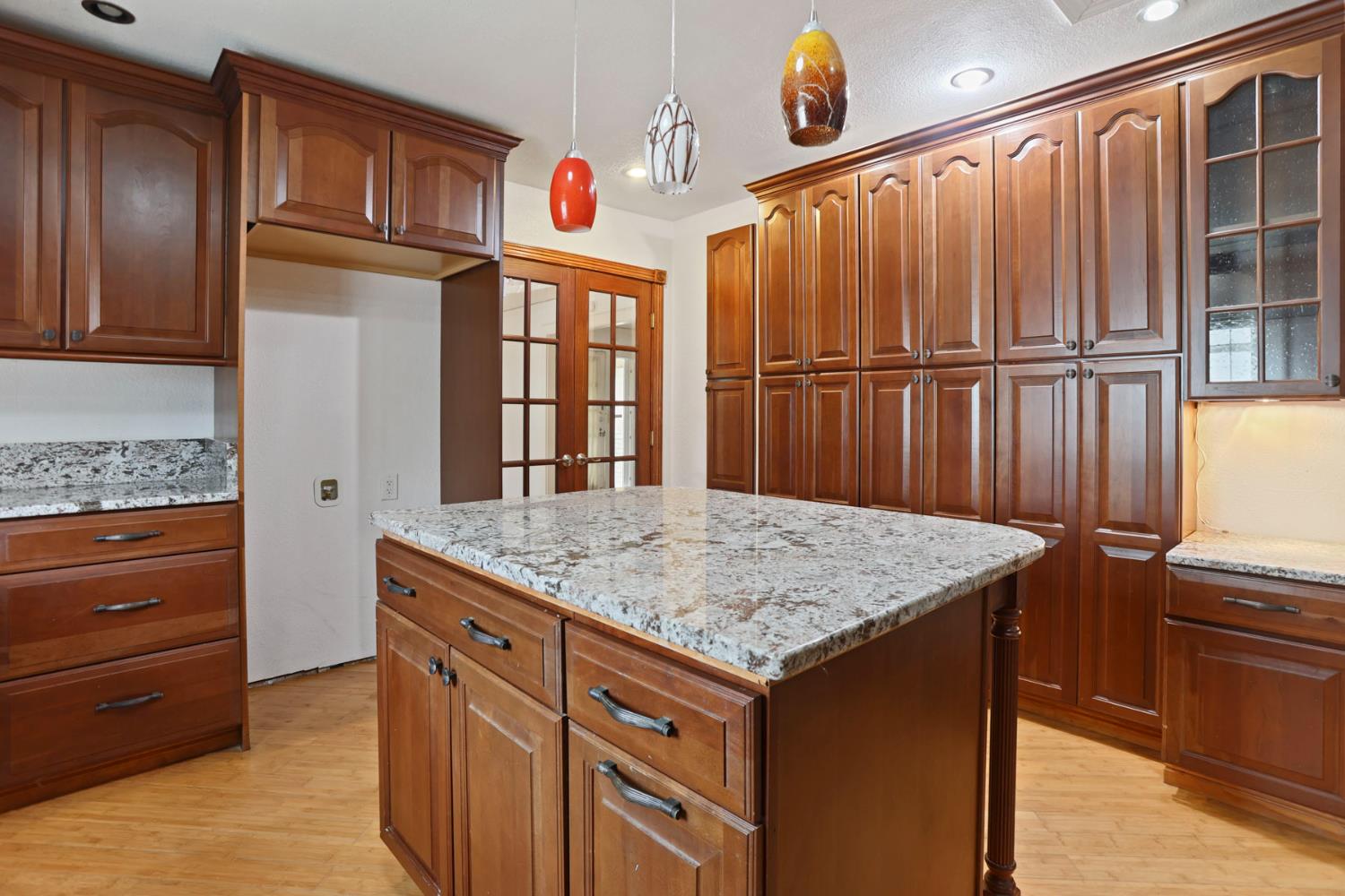 1719 W Willow Street