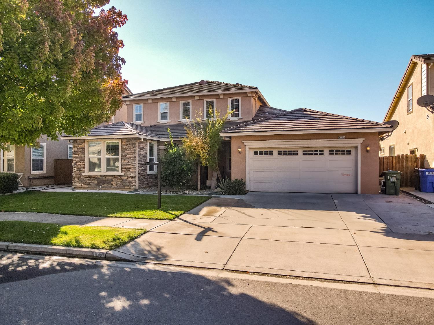 1920 Trail Way