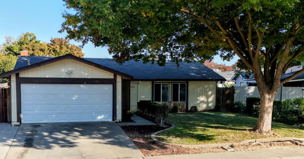 2004 Presidio Avenue