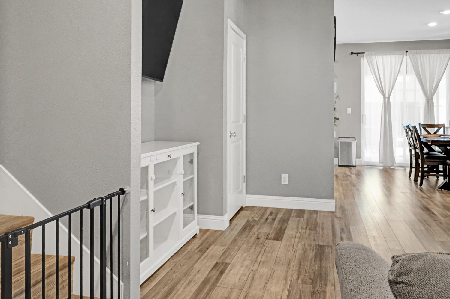 1274 Golden Angel Way