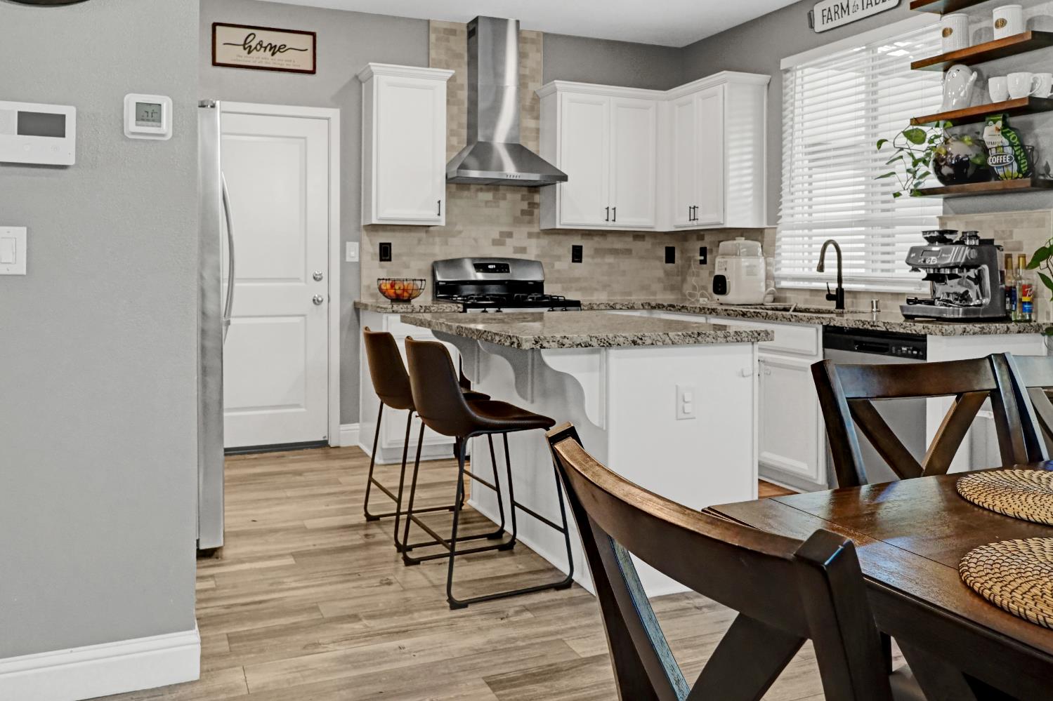 1274 Golden Angel Way