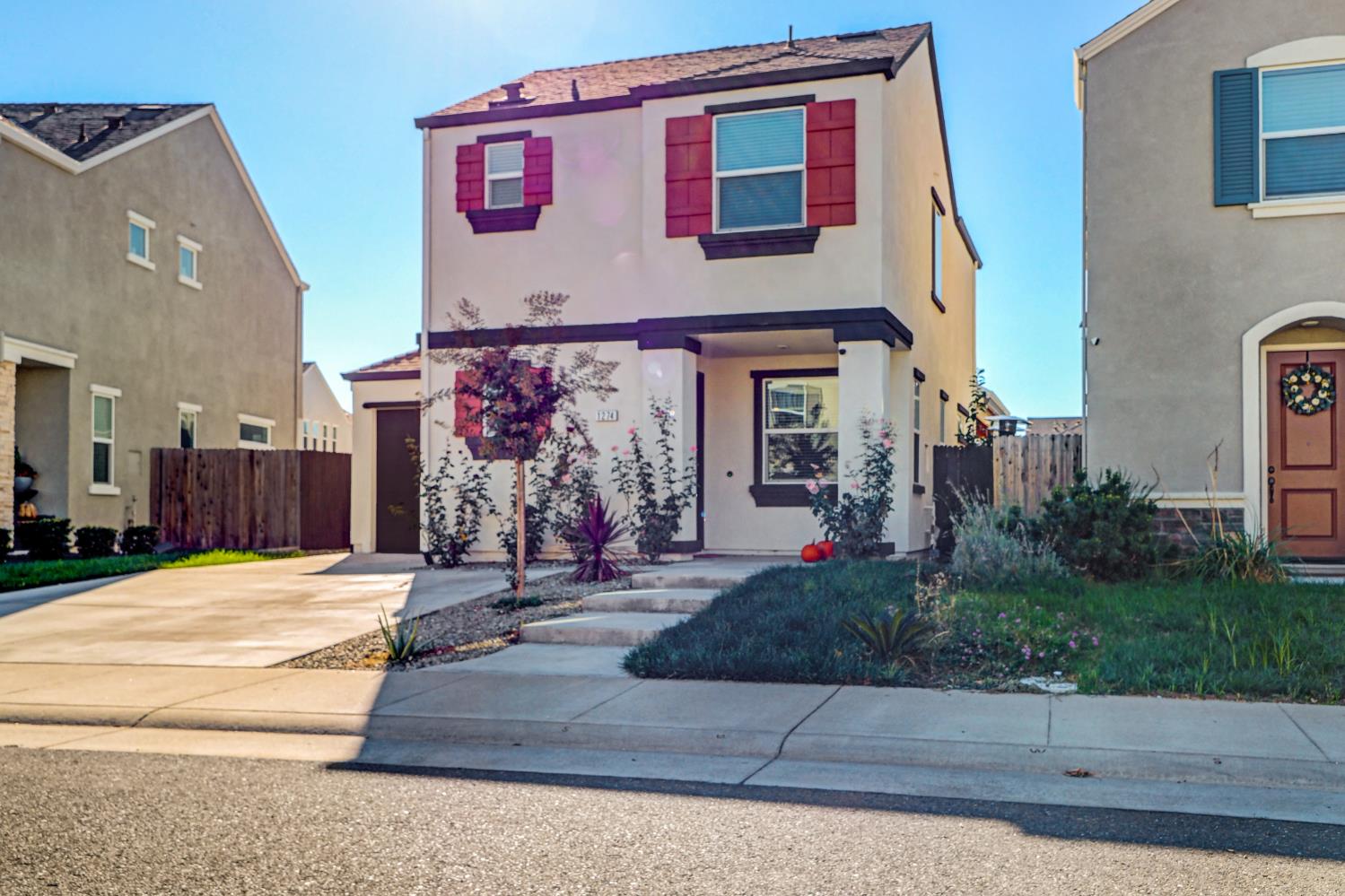 1274 Golden Angel Way