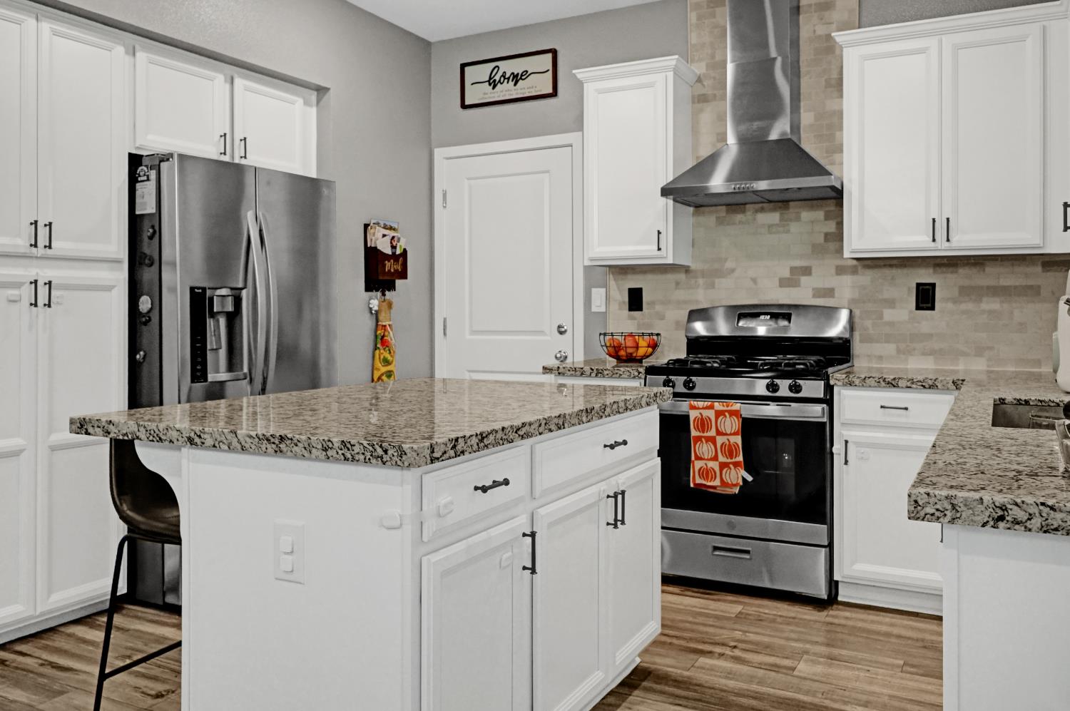 1274 Golden Angel Way