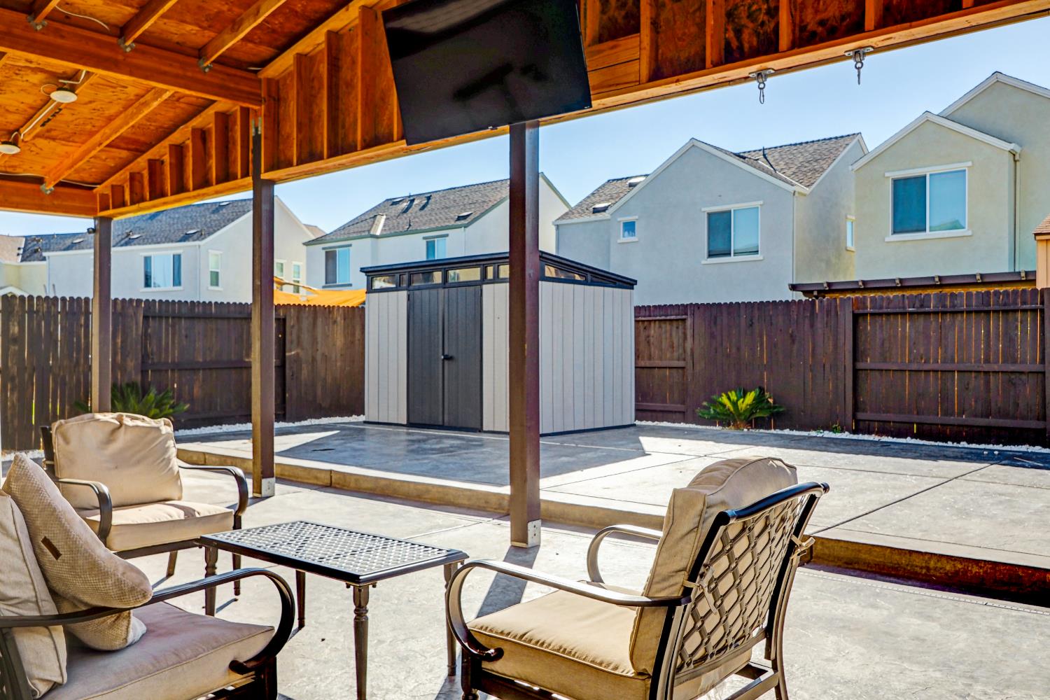 1274 Golden Angel Way