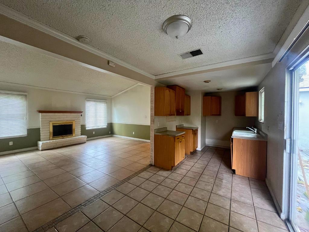 3116 Trudi Way
