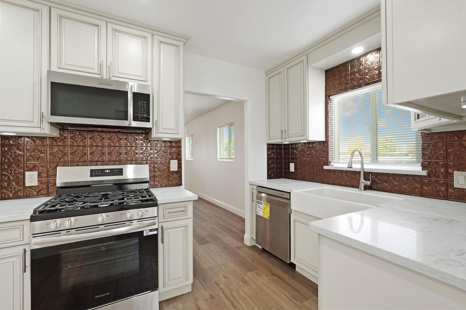 230 N Garfield Street