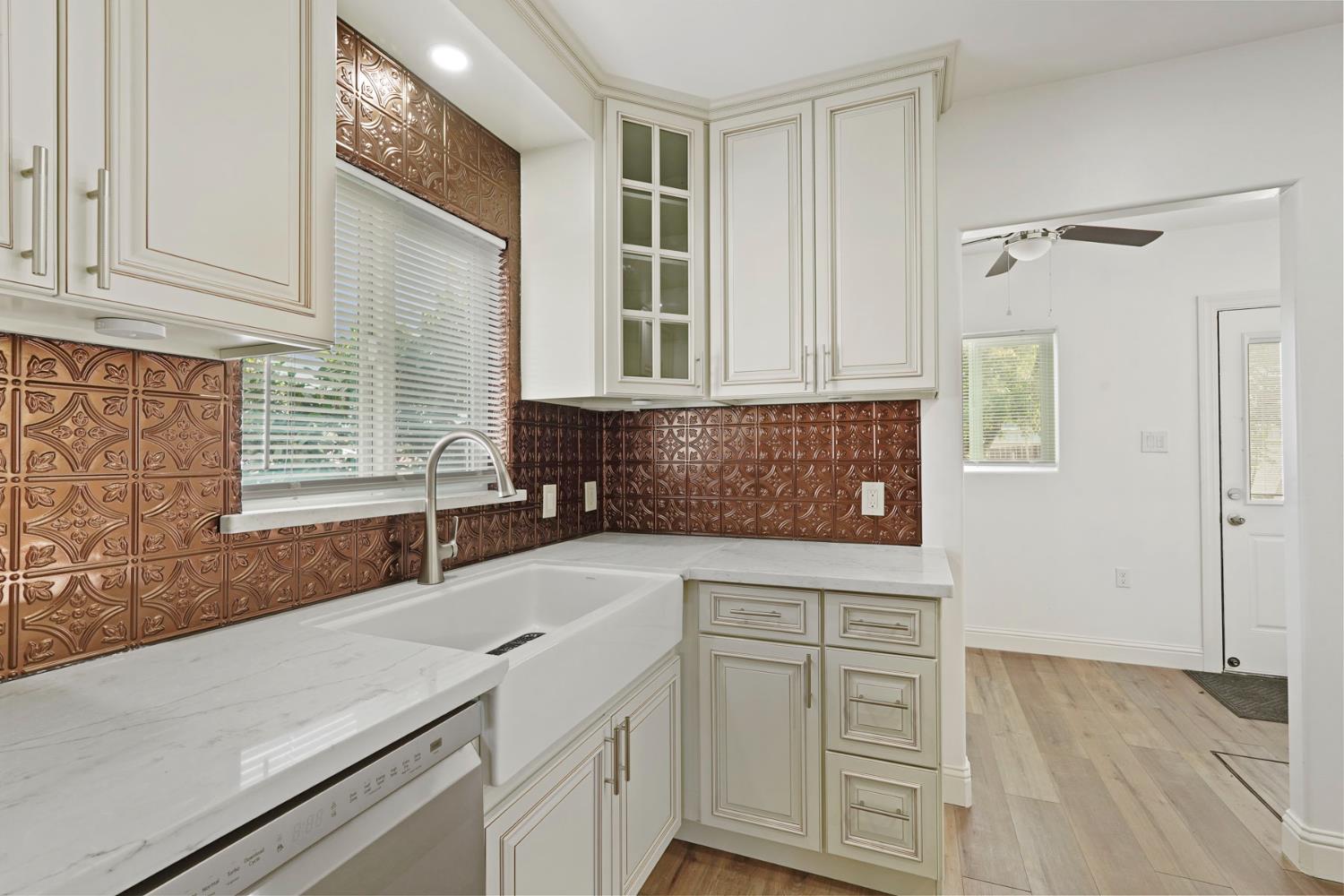 230 N Garfield Street