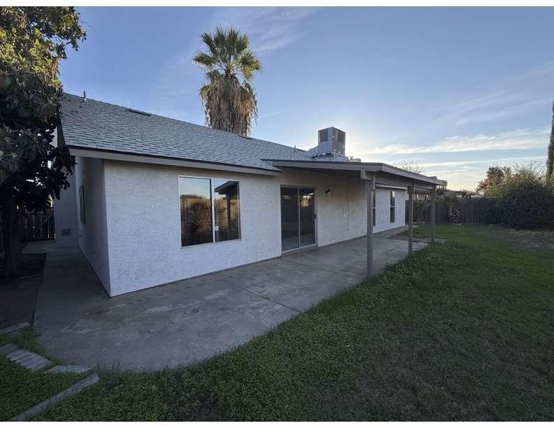 3413 Wild Palms Drive