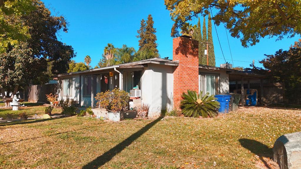 927 E Fairmont Avenue