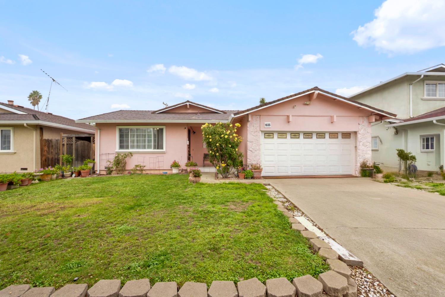 1635 Tierra Buena Drive