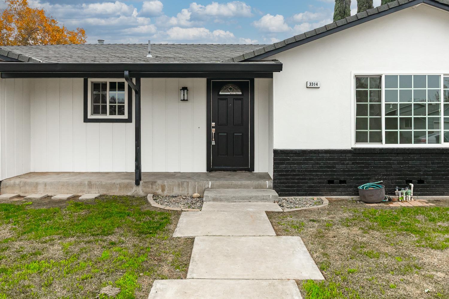 3314 Uranus Drive