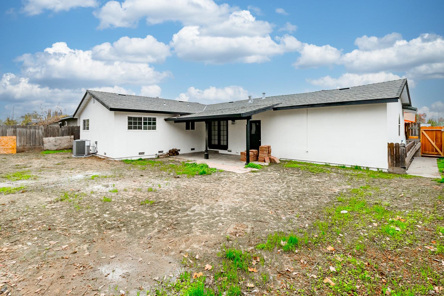 3314 Uranus Drive