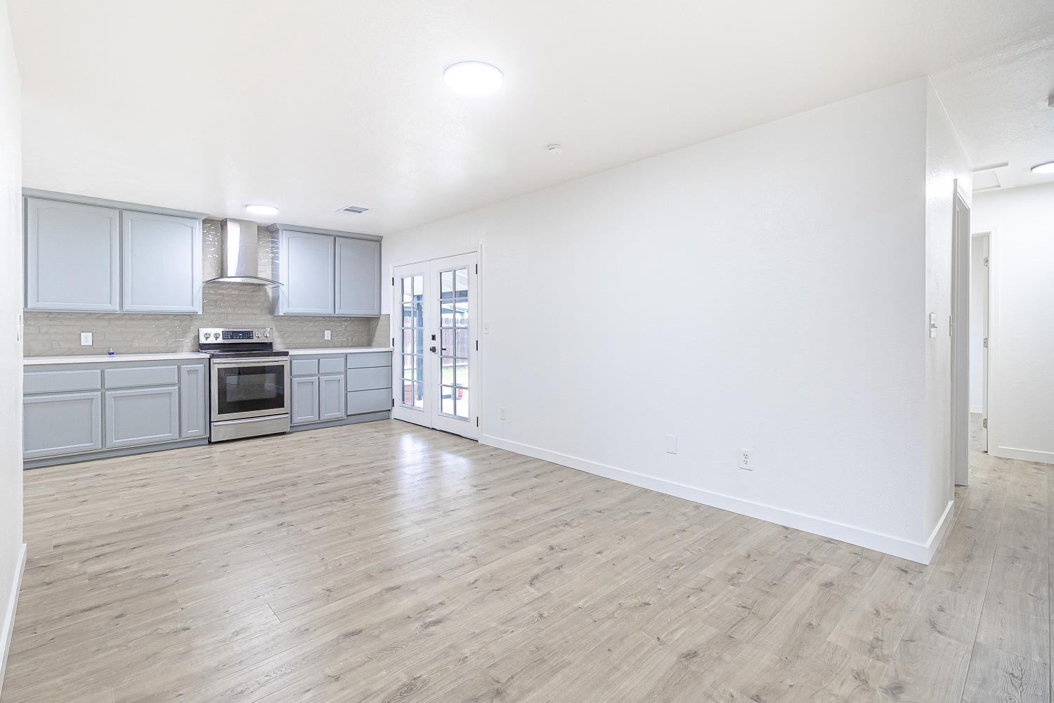 3314 Uranus Drive